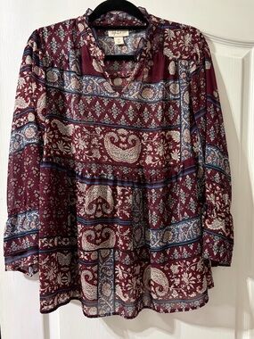 Style & Co Burgundy Paisley print sheer tear top  3/4 semi bell sleeves. 1X